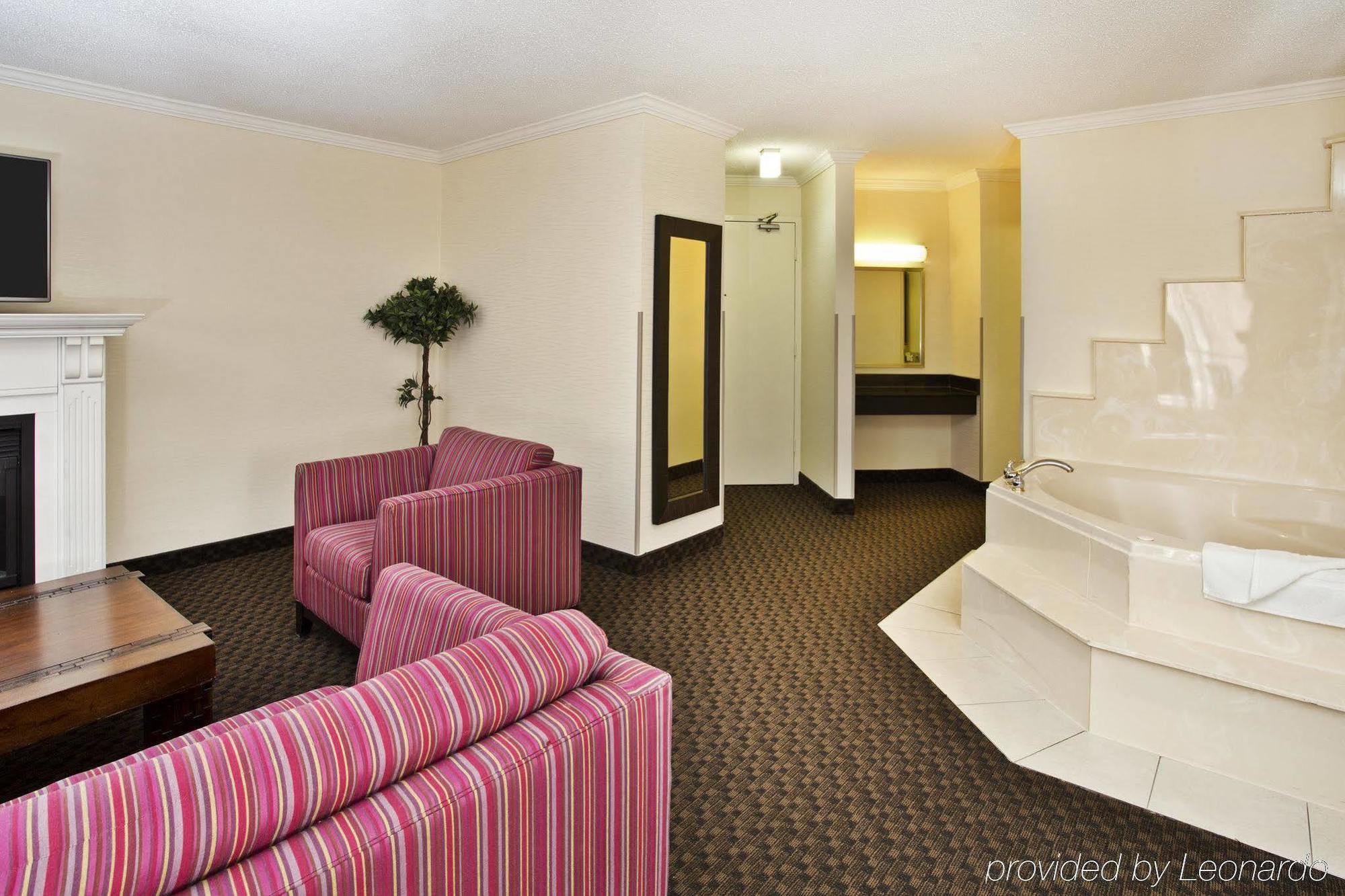 Radisson Hotel サドバリー エクステリア 写真