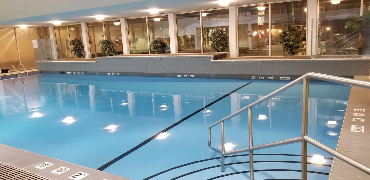 Radisson Hotel サドバリー エクステリア 写真